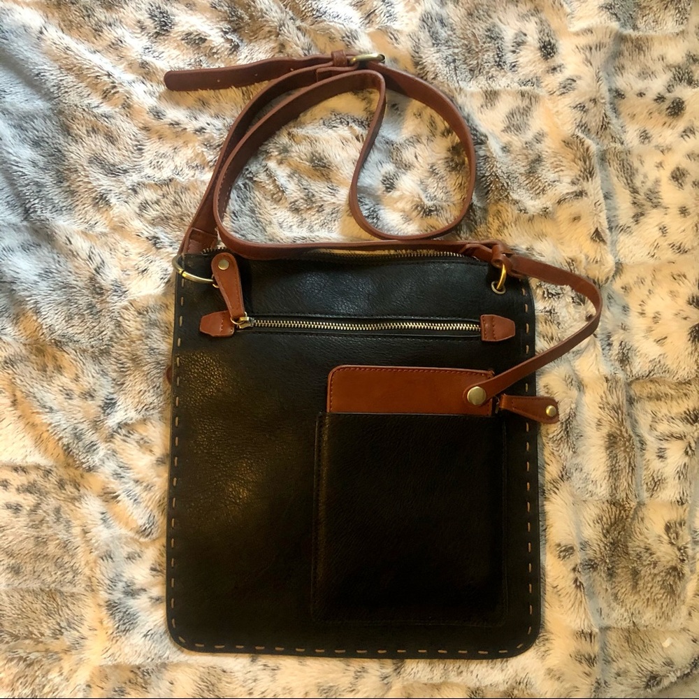 Shiraleah Chicago Crossbody Bag